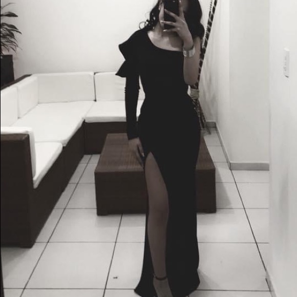 Formal black Dress - Picture 3 of 3